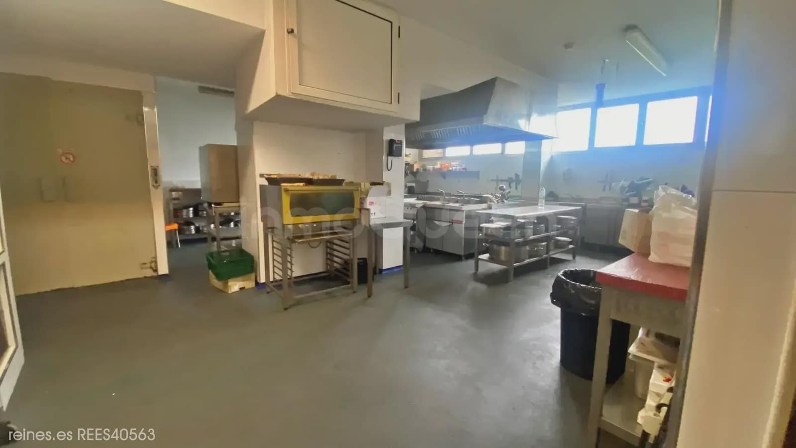 49 sovrum Hotell att hyra i Oviedo med garage - 24 000 € (Ref: 9932405)