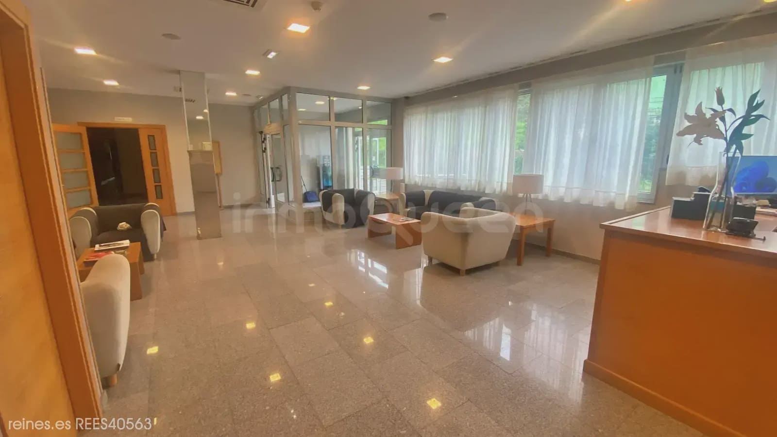 49 sovrum Hotell att hyra i Oviedo med garage - 24 000 € (Ref: 9932405)