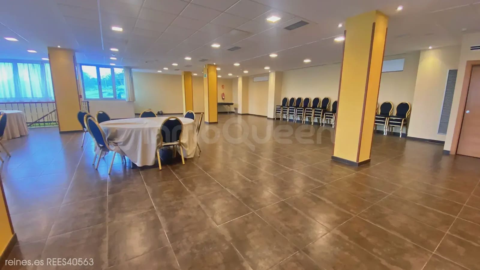 49 sovrum Hotell att hyra i Oviedo med garage - 24 000 € (Ref: 9932405)