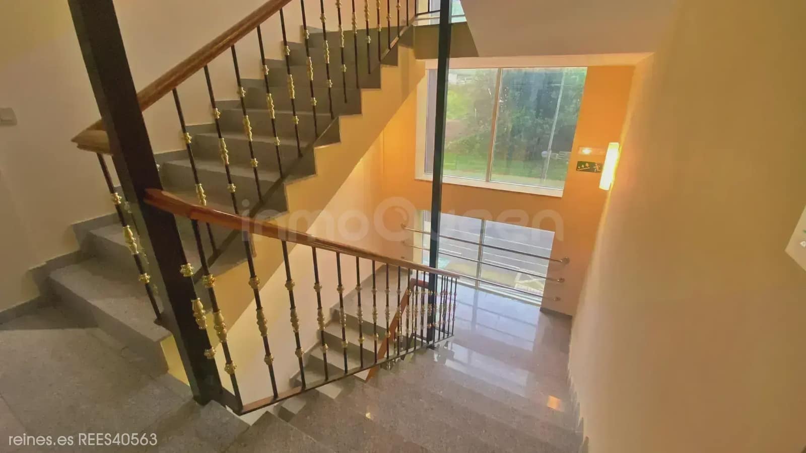 49 sovrum Hotell att hyra i Oviedo med garage - 24 000 € (Ref: 9932405)