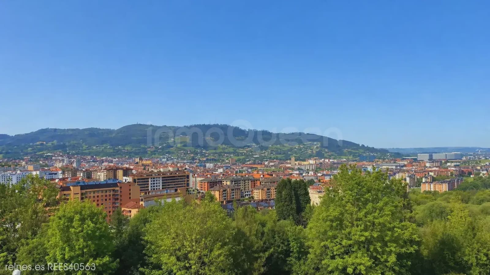 49 sovrum Hotell att hyra i Oviedo med garage - 24 000 € (Ref: 9932405)
