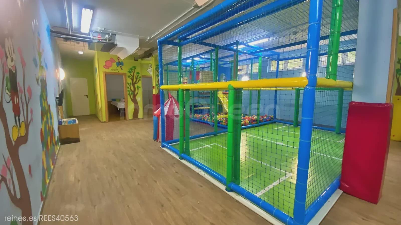 49 sovrum Hotell att hyra i Oviedo med garage - 24 000 € (Ref: 9932405)