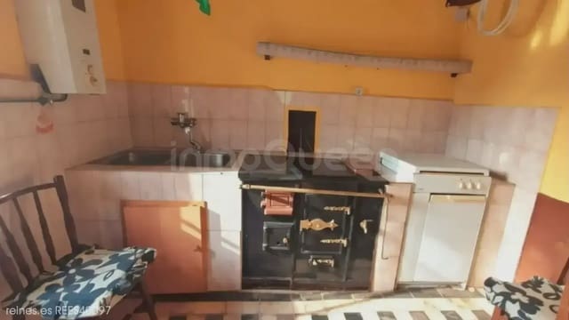 3 slaapkamer Finca/Landhuis te koop in Peñamellera Alta - € 90.000 (Ref: 9944859)