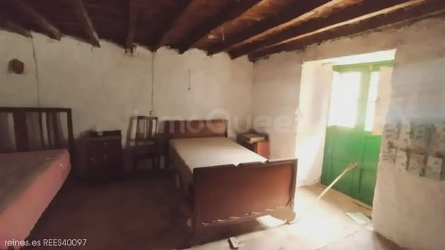 3 slaapkamer Finca/Landhuis te koop in Peñamellera Alta - € 90.000 (Ref: 9944859)