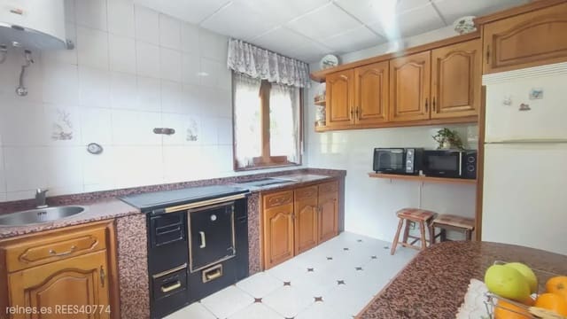 3 makuuhuone Maalaistalo myytävänä paikassa Grado mukana 
autotalli - 240 000 € (Ref: 9948918)