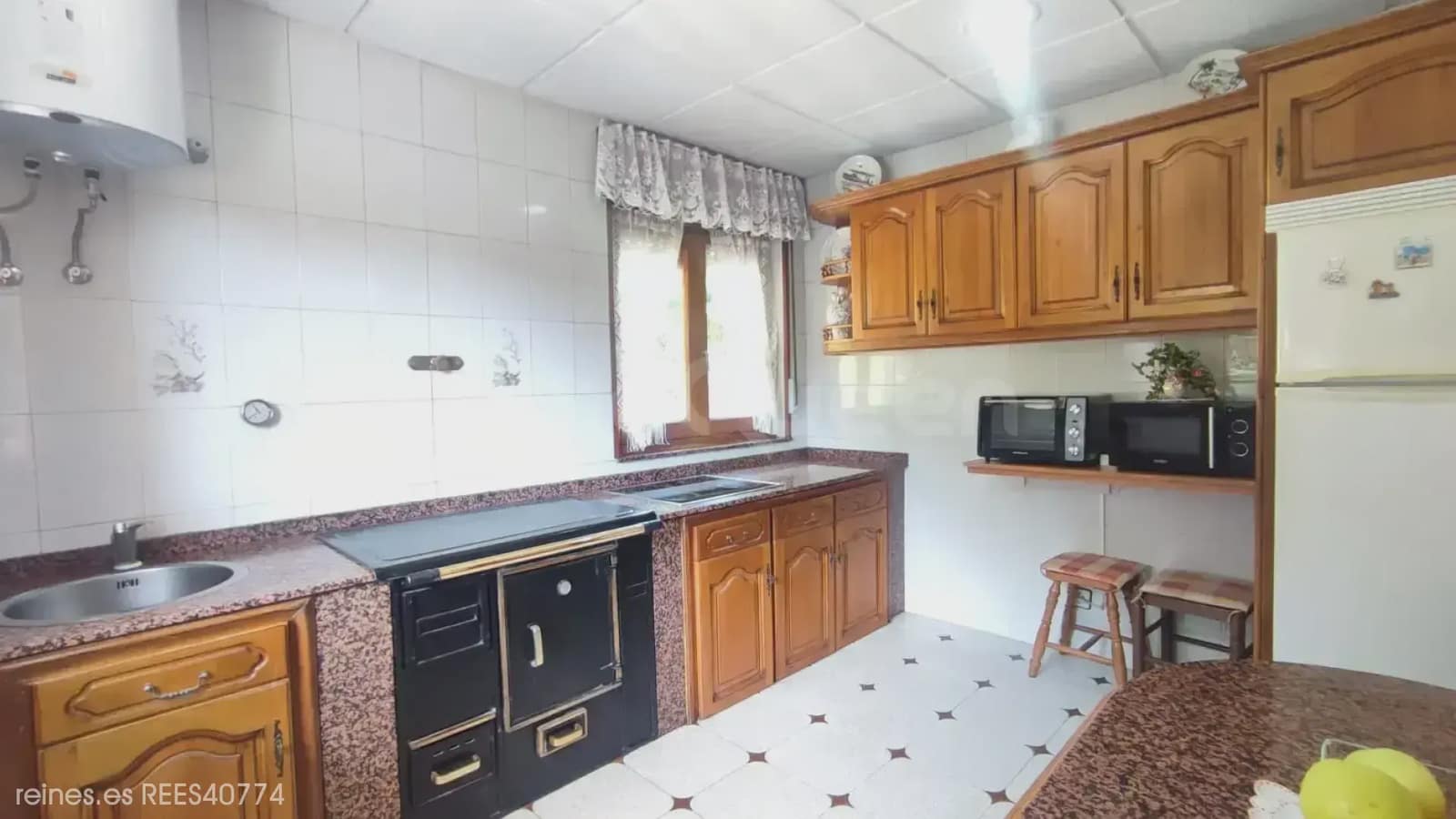 3 makuuhuone Maalaistalo myytävänä paikassa Grado mukana 
autotalli - 240 000 € (Ref: 9948918)
