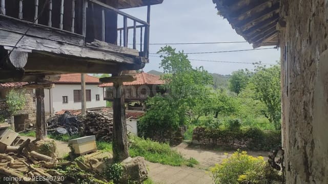 3 bedroom Finca/Country House for sale in Grado - € 80,000 (Ref: 9950760)