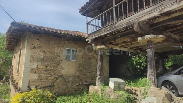 3 bedroom Finca/Country House for sale in Grado - € 80,000 (Ref: 9950760)