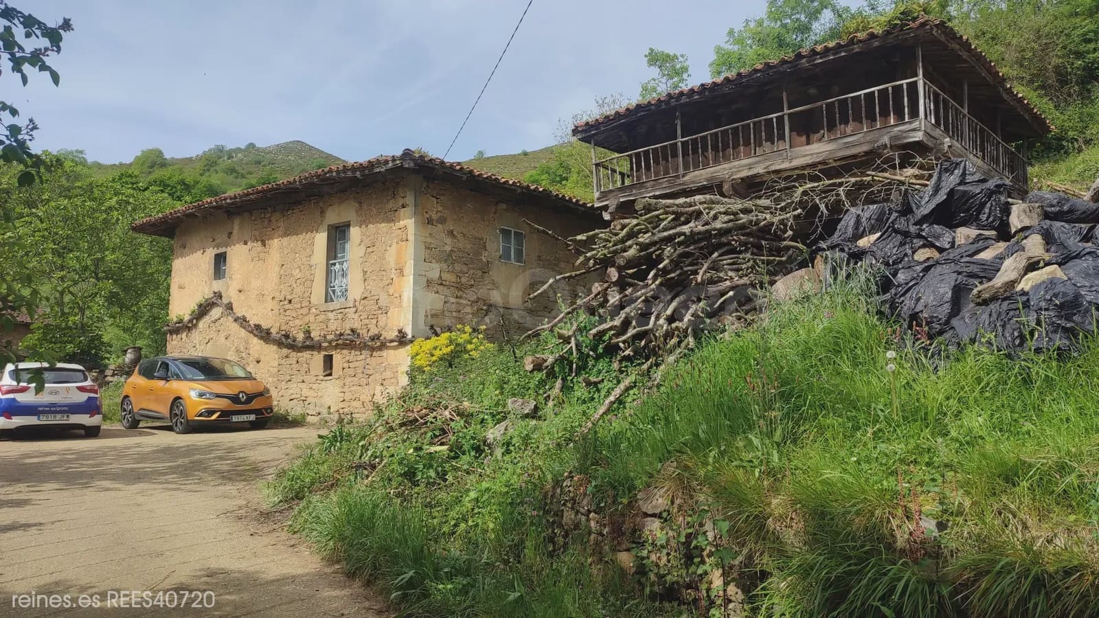 3 bedroom Finca/Country House for sale in Grado - € 80,000 (Ref: 9950760)