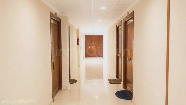Piso de 3 habitaciones en Zaragoza ciudad en alquiler - 1.600 € (Ref: 9953364)