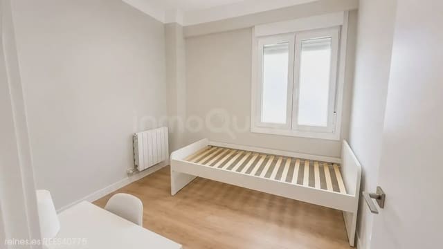 Piso de 3 habitaciones en Zaragoza ciudad en alquiler - 1.600 € (Ref: 9953364)