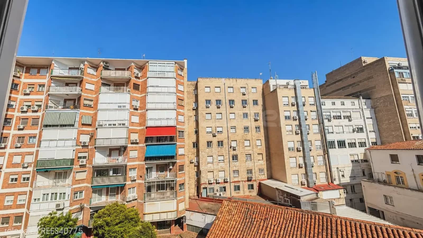 Piso de 3 habitaciones en Zaragoza ciudad en alquiler - 1.600 € (Ref: 9953364)