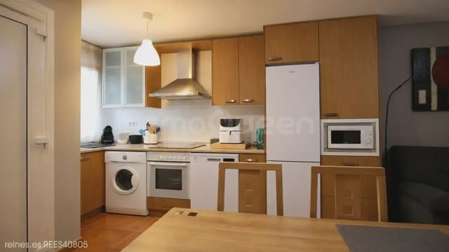 Adosado de 3 habitaciones en Val de San Vicente en venta con garaje - 250.000 € (Ref: 9958431)