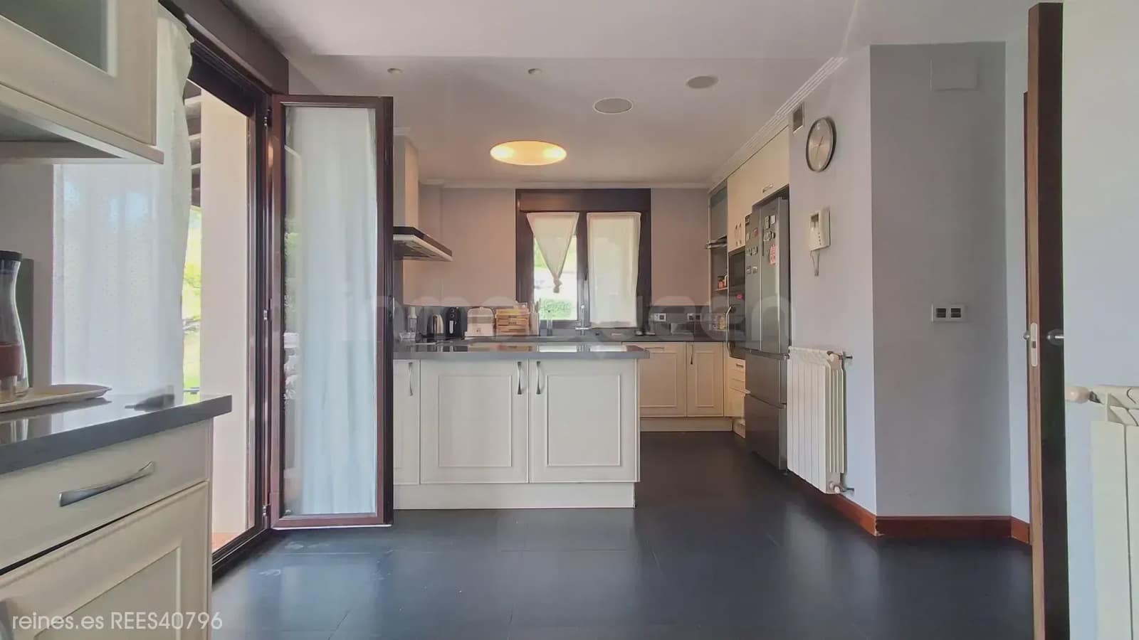 5 soveværelse Lejlighed til salg i Oviedo med garage - € 750.000 (Ref: 9961874)