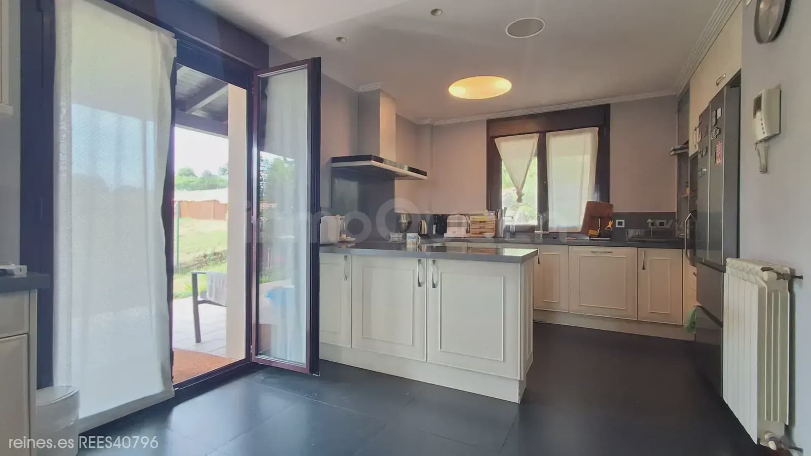 5 soveværelse Lejlighed til salg i Oviedo med garage - € 750.000 (Ref: 9961874)