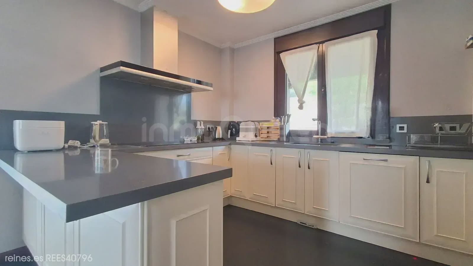 5 soveværelse Lejlighed til salg i Oviedo med garage - € 750.000 (Ref: 9961874)