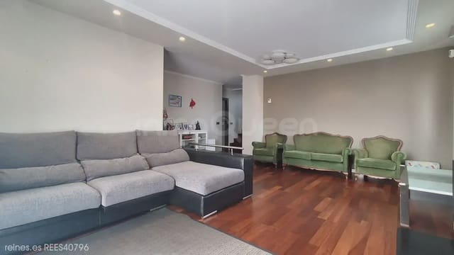 5 soveværelse Lejlighed til salg i Oviedo med garage - € 750.000 (Ref: 9961874)