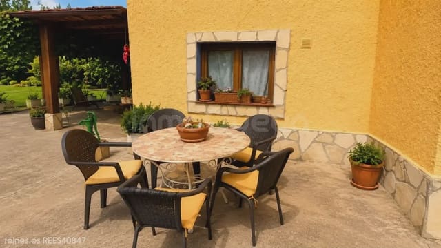 5 makuuhuone Huoneisto myytävänä paikassa San Mateo de Gállego mukana 
autotalli - 370 000 € (Ref: 9985333)