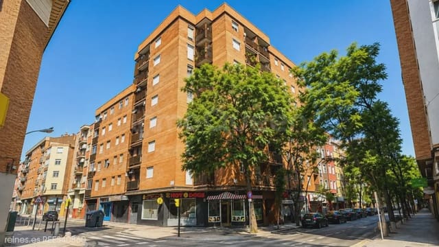 1 sovrum Lägenhet att hyra i Zaragoza stad - 600 € (Ref: 9997861)