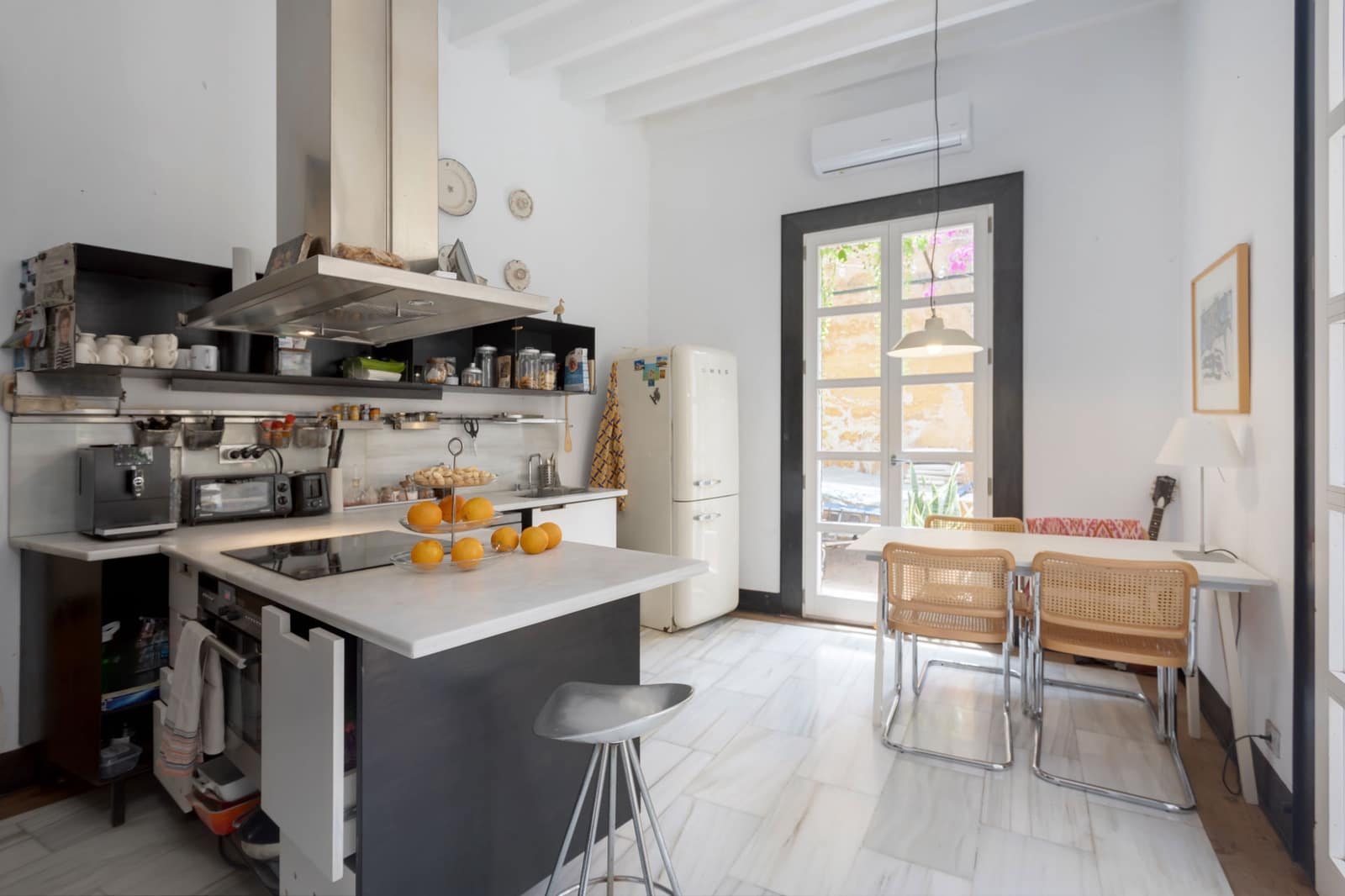 4 soveværelse Lejlighed til salg i Palma de Mallorca med swimmingpool garage - € 4.600.000 (Ref: 9146272)