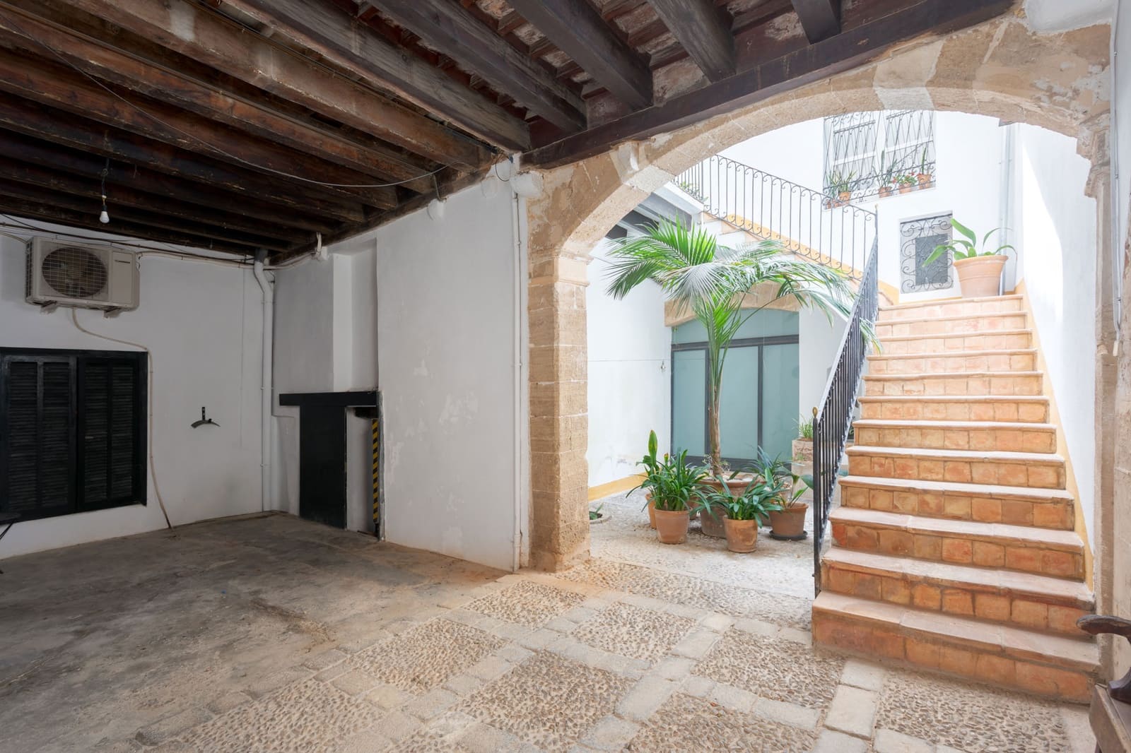 4 soveværelse Lejlighed til salg i Palma de Mallorca med swimmingpool garage - € 4.600.000 (Ref: 9146272)