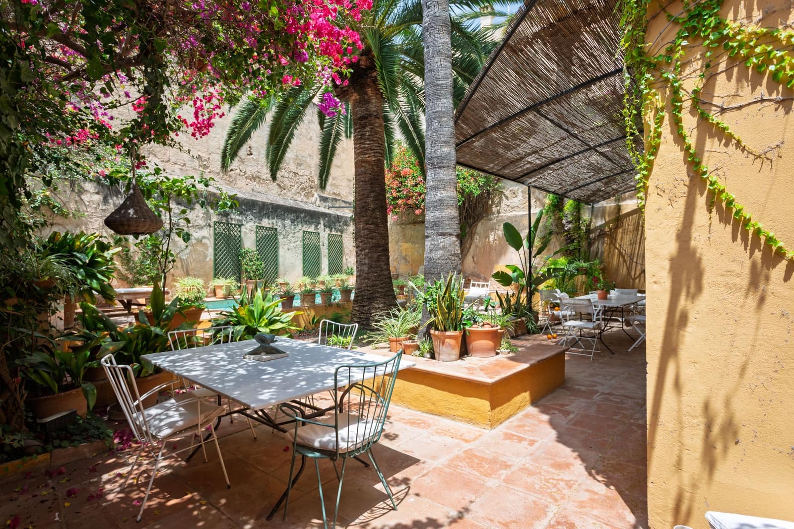 4 soveværelse Lejlighed til salg i Palma de Mallorca med swimmingpool garage - € 4.600.000 (Ref: 9146272)