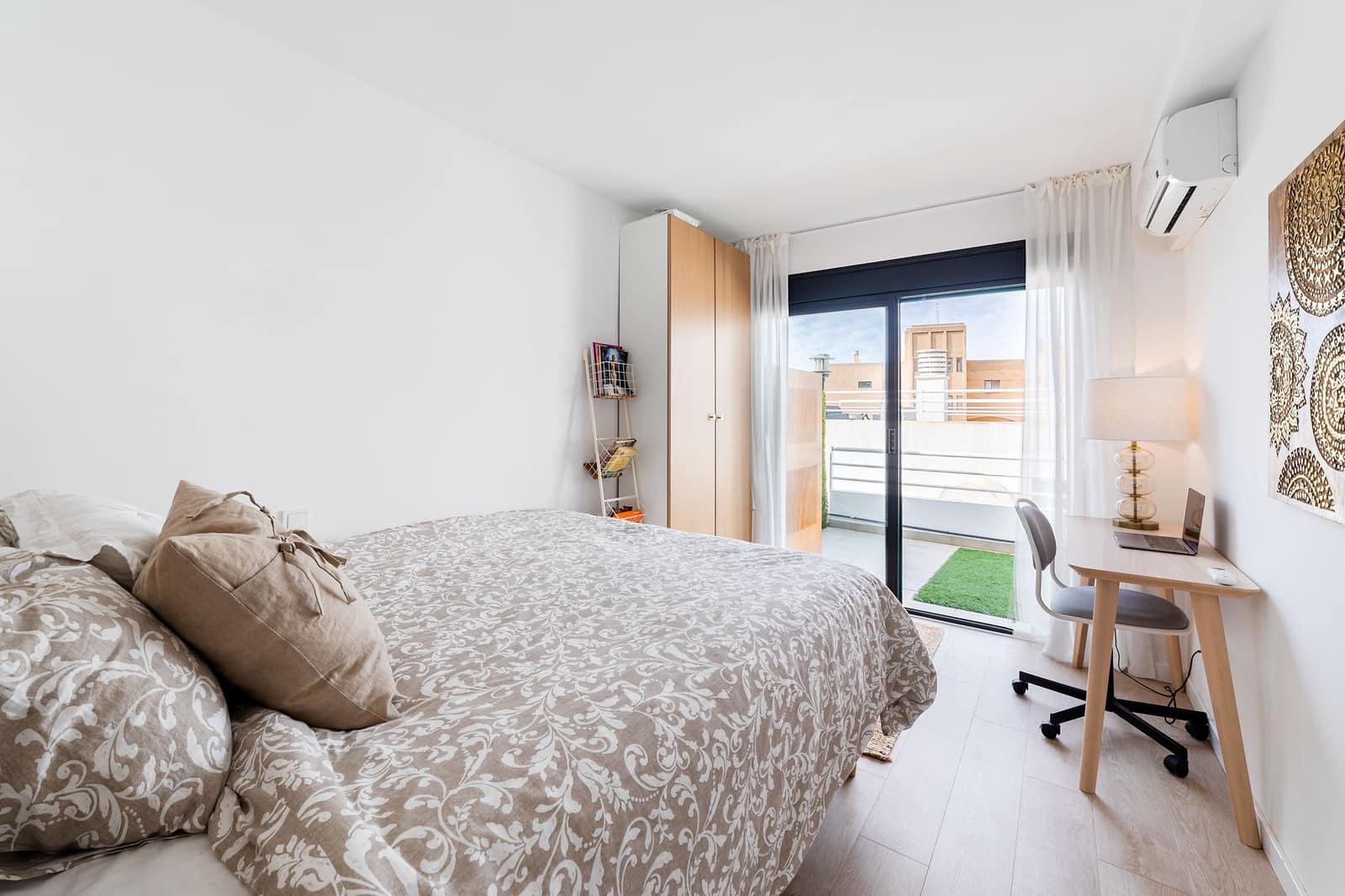 2 chambre Appartement à vendre à Cala Mayor avec piscine garage - 449 000 € (Ref: 9147932)