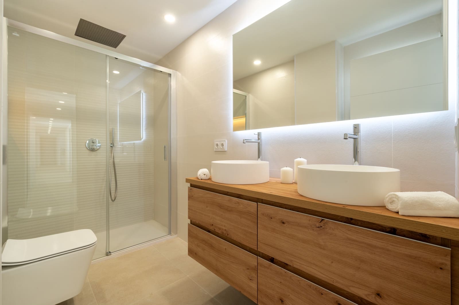 5 bedroom Apartment for rent in Palma de Mallorca with garage - € 3,000 (Ref: 9158242)