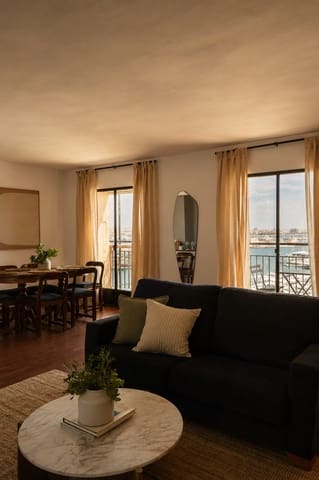 3 bedroom Flat for rent in Palma de Mallorca with garage - € 2,400 (Ref: 9958958)