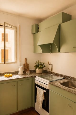 3 bedroom Flat for rent in Palma de Mallorca with garage - € 2,400 (Ref: 9958958)