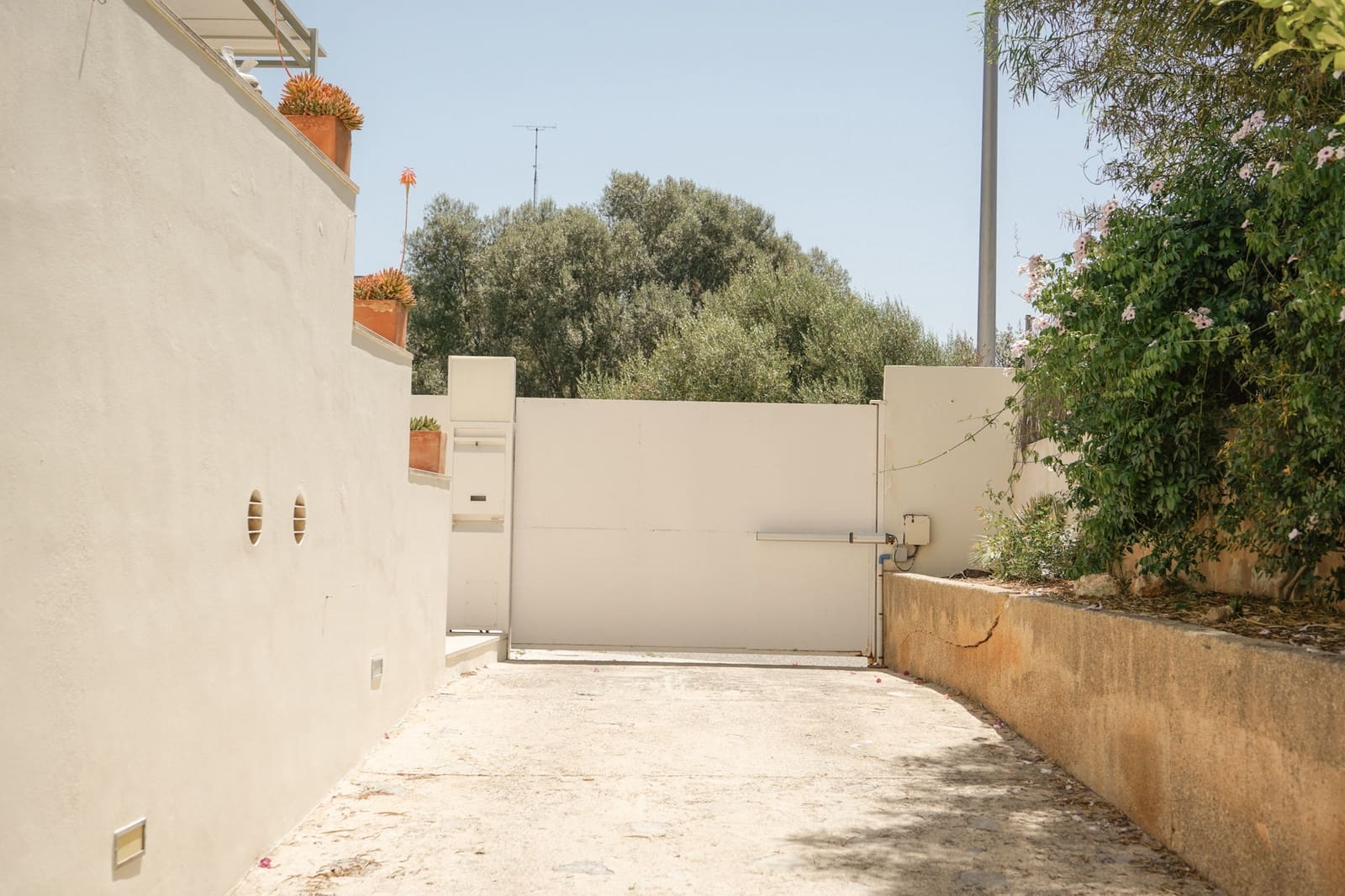 3 bedroom Townhouse for sale in Palma de Mallorca with pool garage - € 2,380,000 (Ref: 9958959)