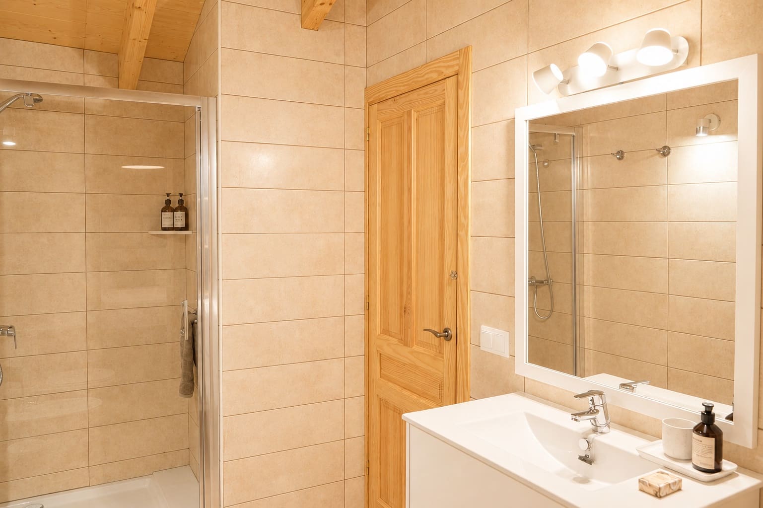 5 Zimmer Finca/Landgut zu vermieten in Llucmajor mit Pool Garage - 4.200 € (Ref: 9968644)