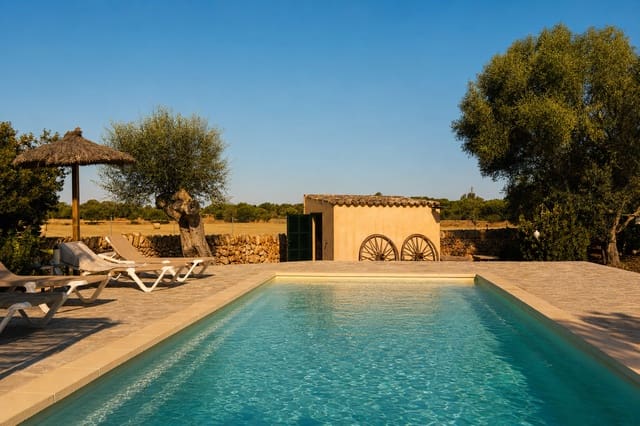 5 soveværelse Finca/Landehus til leje i Llucmajor med swimmingpool garage - € 4.200 (Ref: 9968644)
