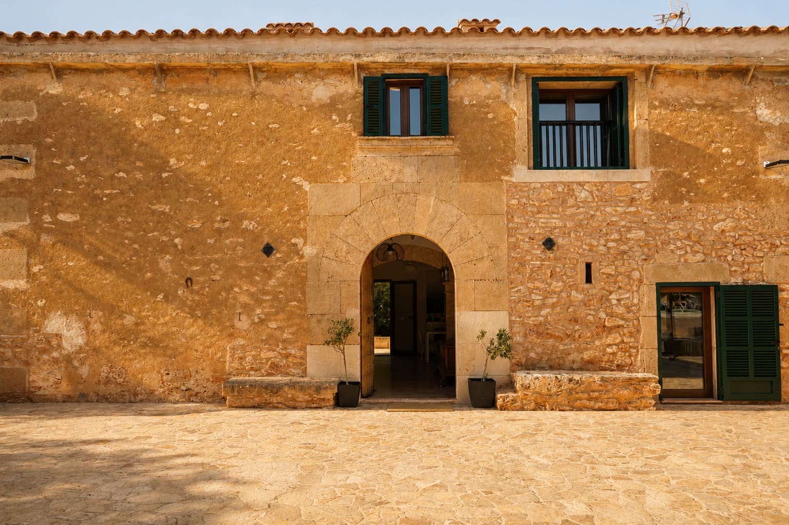 5 Zimmer Finca/Landgut zu vermieten in Llucmajor mit Pool Garage - 4.200 € (Ref: 9968644)