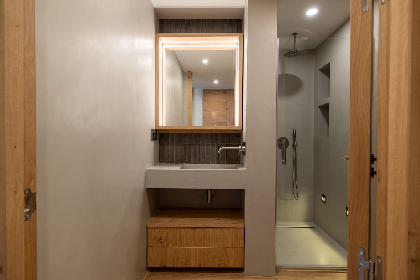 3 bedroom Flat for sale in Barcelona city - € 1,280,000 (Ref: 10024853)