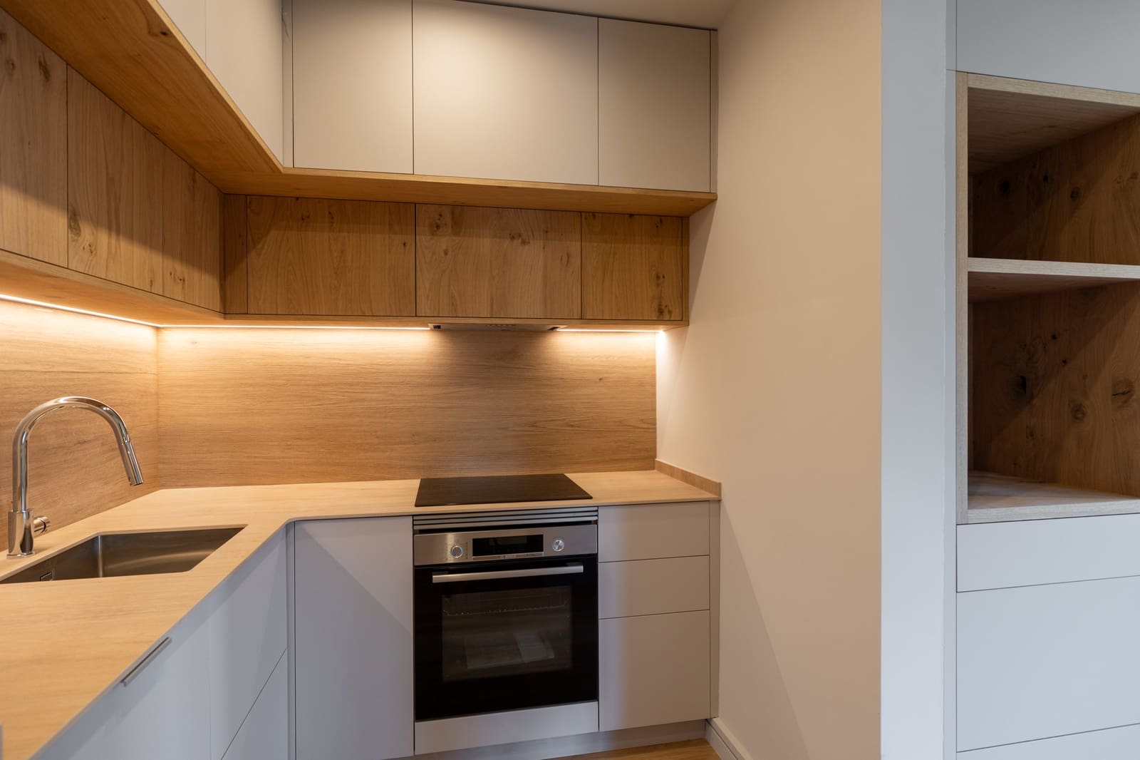 3 bedroom Flat for sale in Barcelona city - € 1,280,000 (Ref: 10024853)