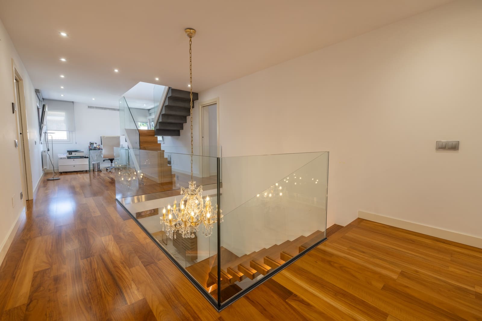 5 soverom Villa til salgs i Tarragona by med svømmebasseng garasje - € 1 550 000 (Ref: 9144654)