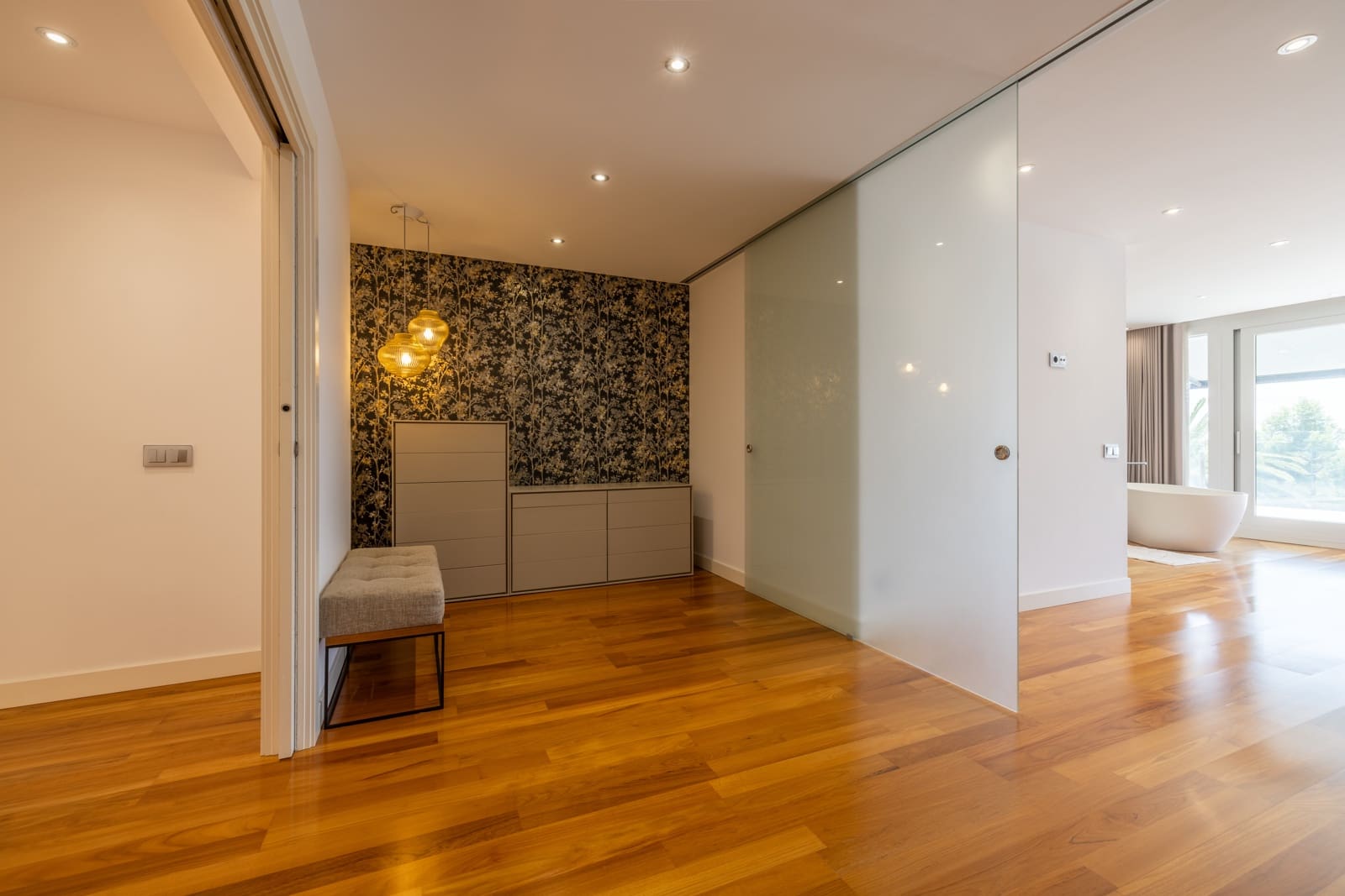 5 soverom Villa til salgs i Tarragona by med svømmebasseng garasje - € 1 550 000 (Ref: 9144654)