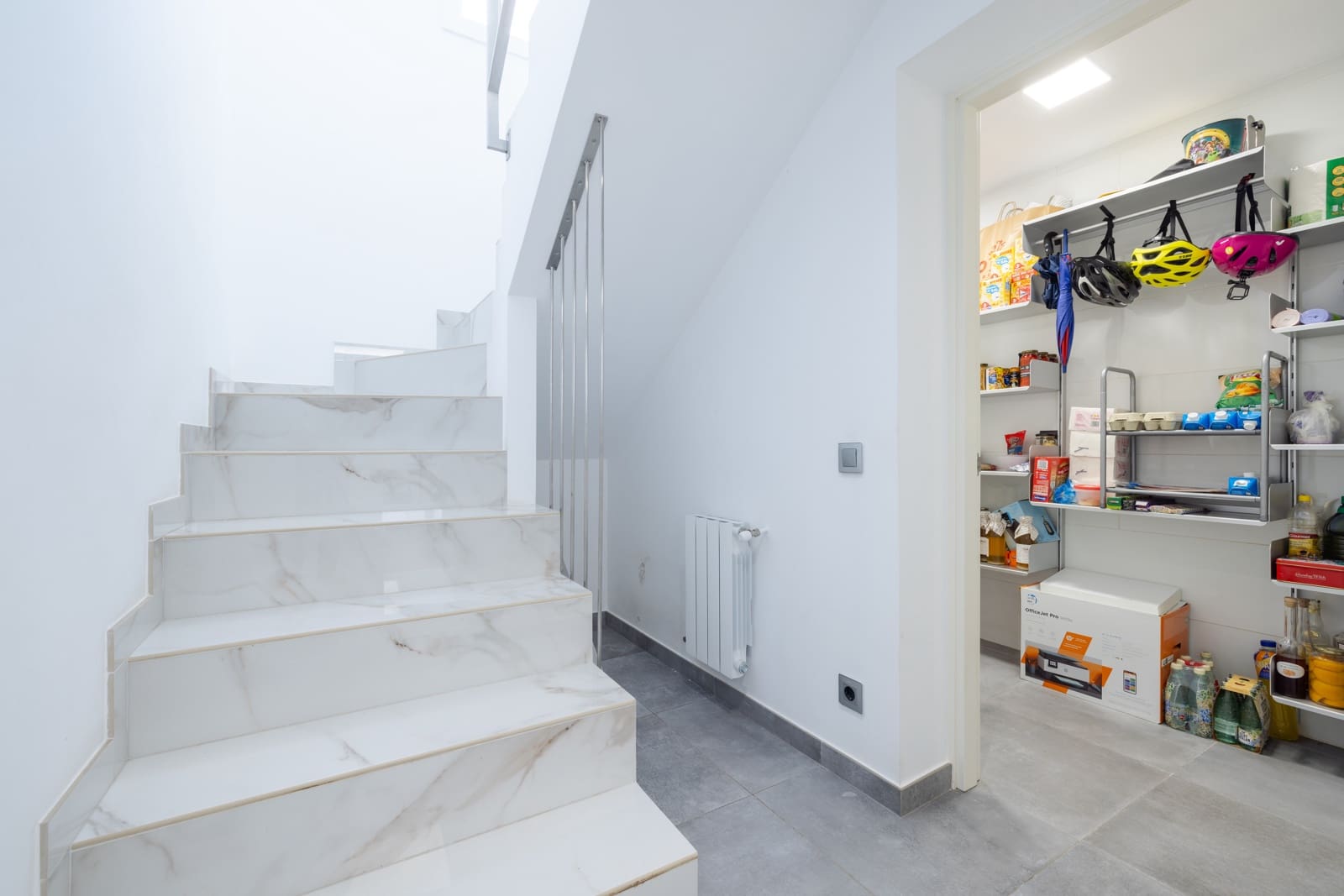 5 soverom Villa til salgs i Tarragona by med svømmebasseng garasje - € 1 550 000 (Ref: 9144654)