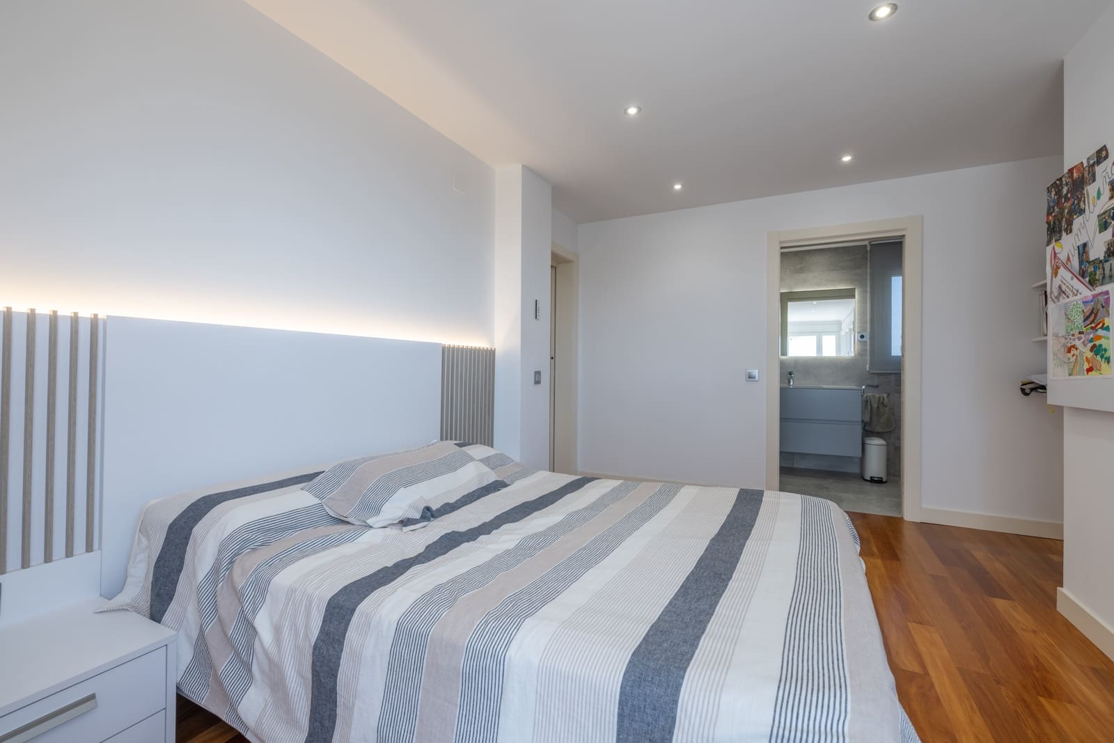 5 soverom Villa til salgs i Tarragona by med svømmebasseng garasje - € 1 550 000 (Ref: 9144654)