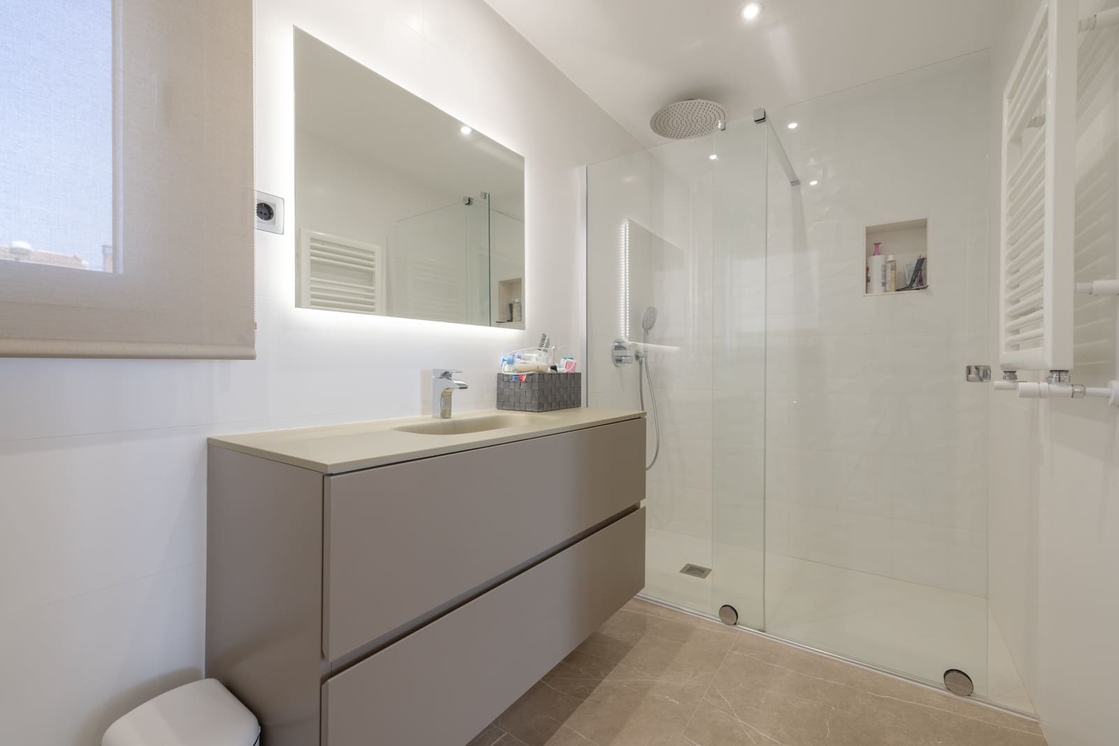 5 soverom Villa til salgs i Tarragona by med svømmebasseng garasje - € 1 550 000 (Ref: 9144654)