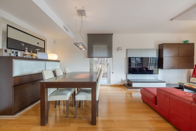 4 soveværelse Villa til salg i El Catllar med swimmingpool garage - € 850.000 (Ref: 9740236)