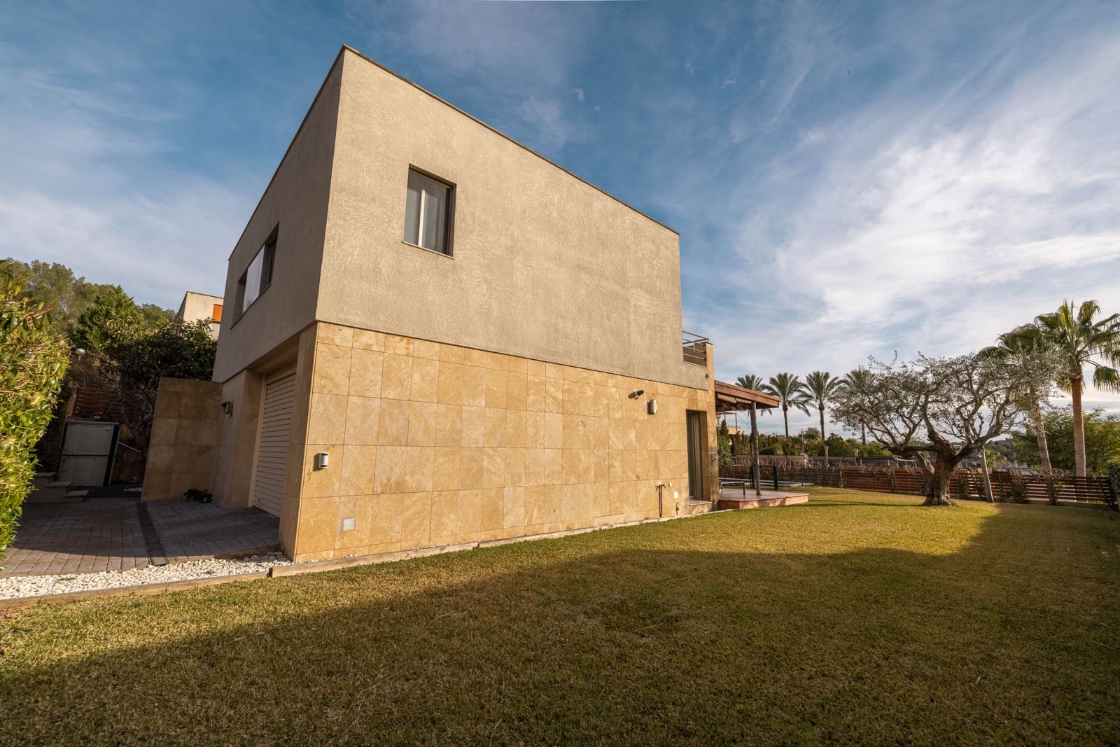 4 soveværelse Villa til salg i El Catllar med swimmingpool garage - € 850.000 (Ref: 9740236)