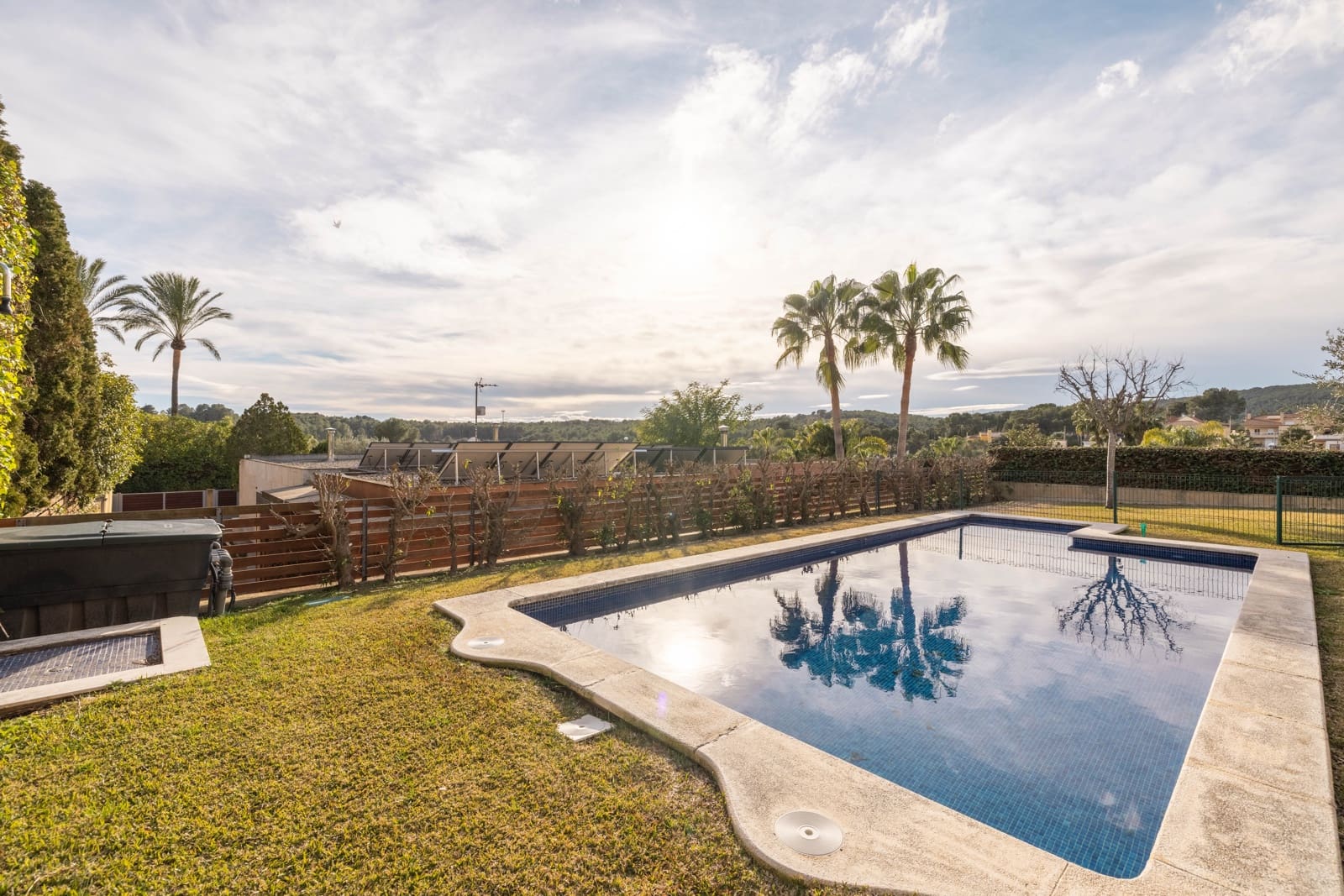 4 soveværelse Villa til salg i El Catllar med swimmingpool garage - € 850.000 (Ref: 9740236)