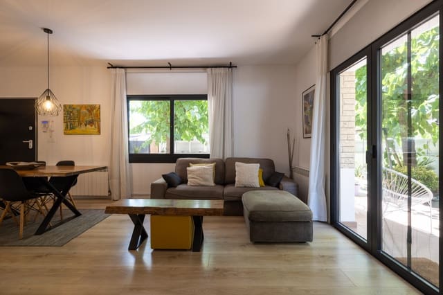 5 quarto Moradia para venda em Castelldefels com garagem - 950 000 € (Ref: 9997693)