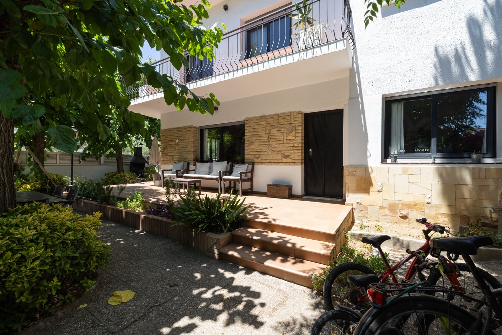 5 quarto Moradia para venda em Castelldefels com garagem - 950 000 € (Ref: 9997693)