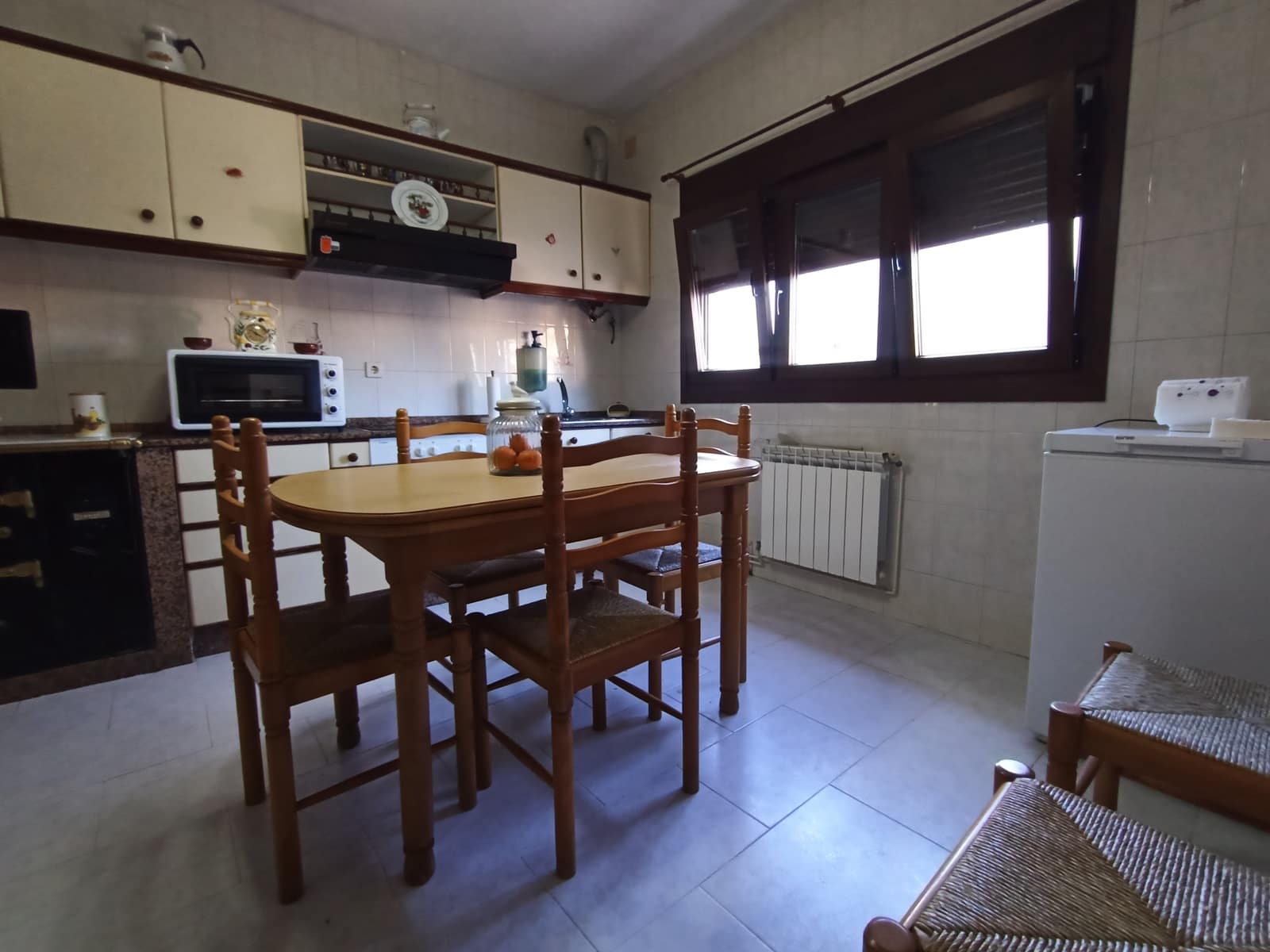 Casa de 6 habitaciones en Carnota en venta - 260.000 € (Ref: 9366833)
