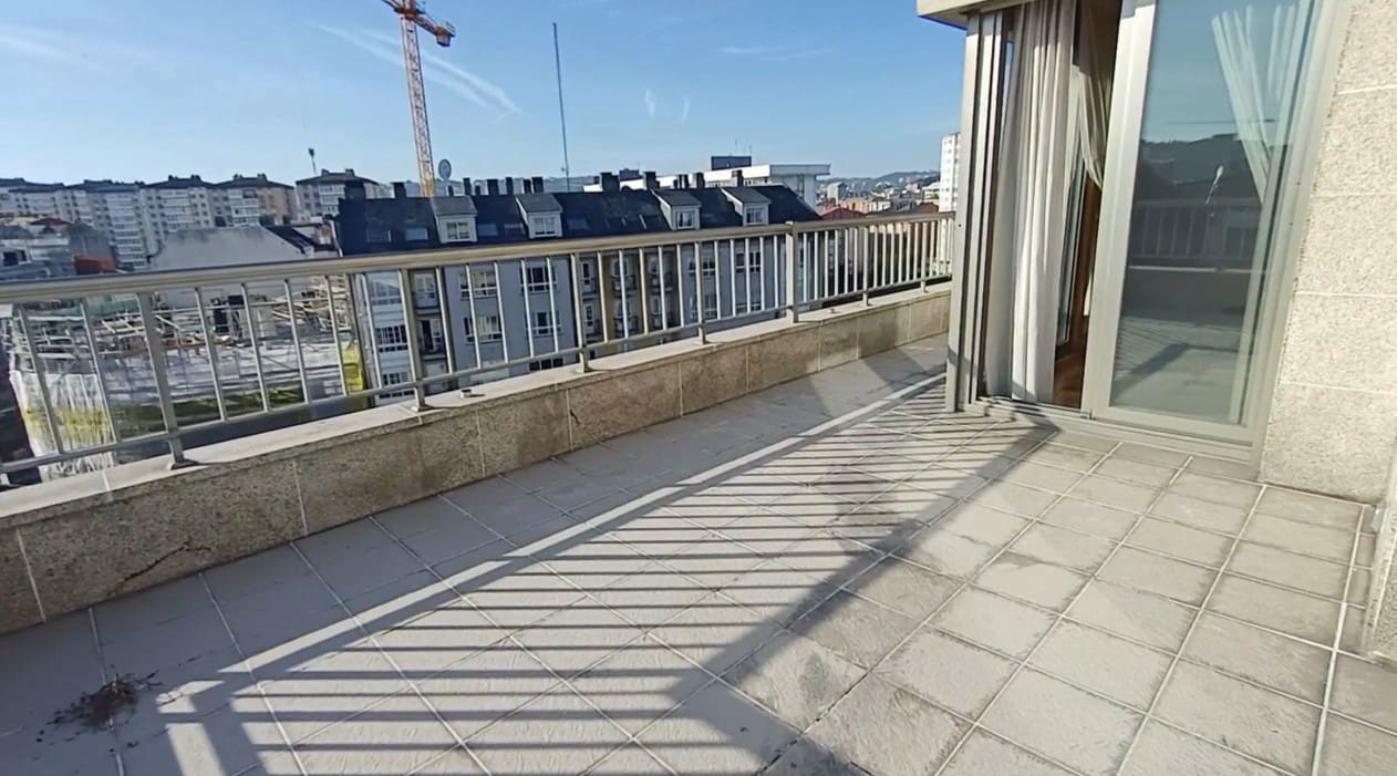 2 Zimmer Penthouse zu verkaufen in A Coruna Stadt mit Garage - 650.000 € (Ref: 9366909)