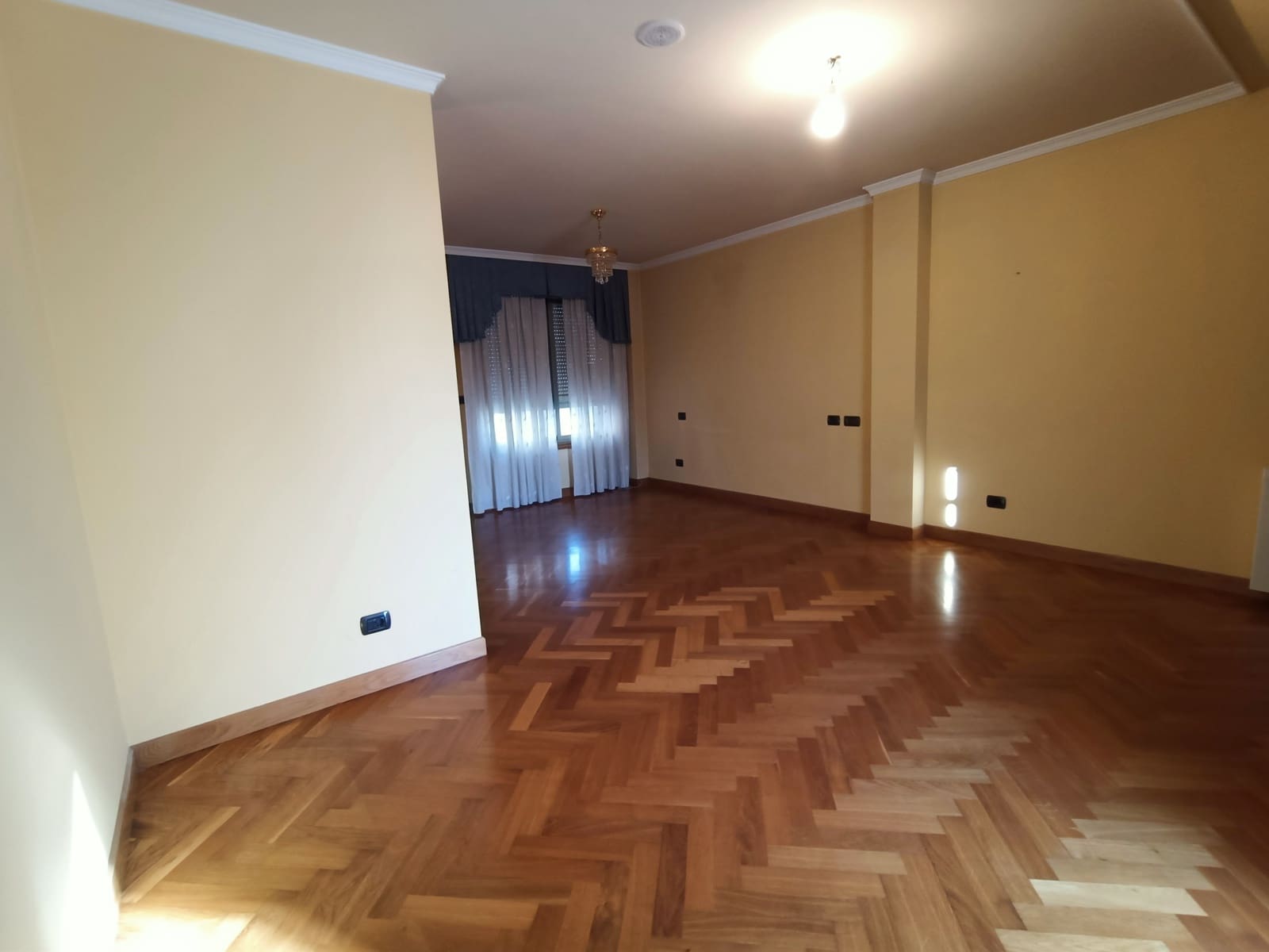 2 Zimmer Penthouse zu verkaufen in A Coruna Stadt mit Garage - 650.000 € (Ref: 9366909)