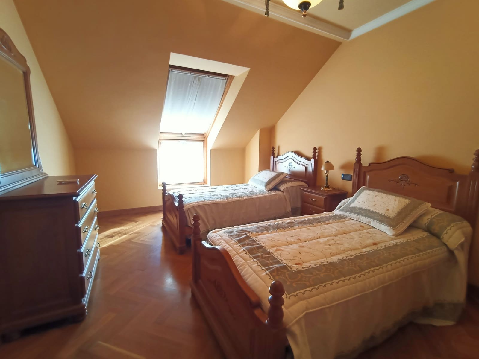 2 Zimmer Penthouse zu verkaufen in A Coruna Stadt mit Garage - 650.000 € (Ref: 9366909)